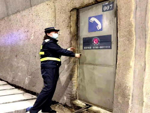 江西路政卫士李劼 守道护路保畅通 服务群众护平安